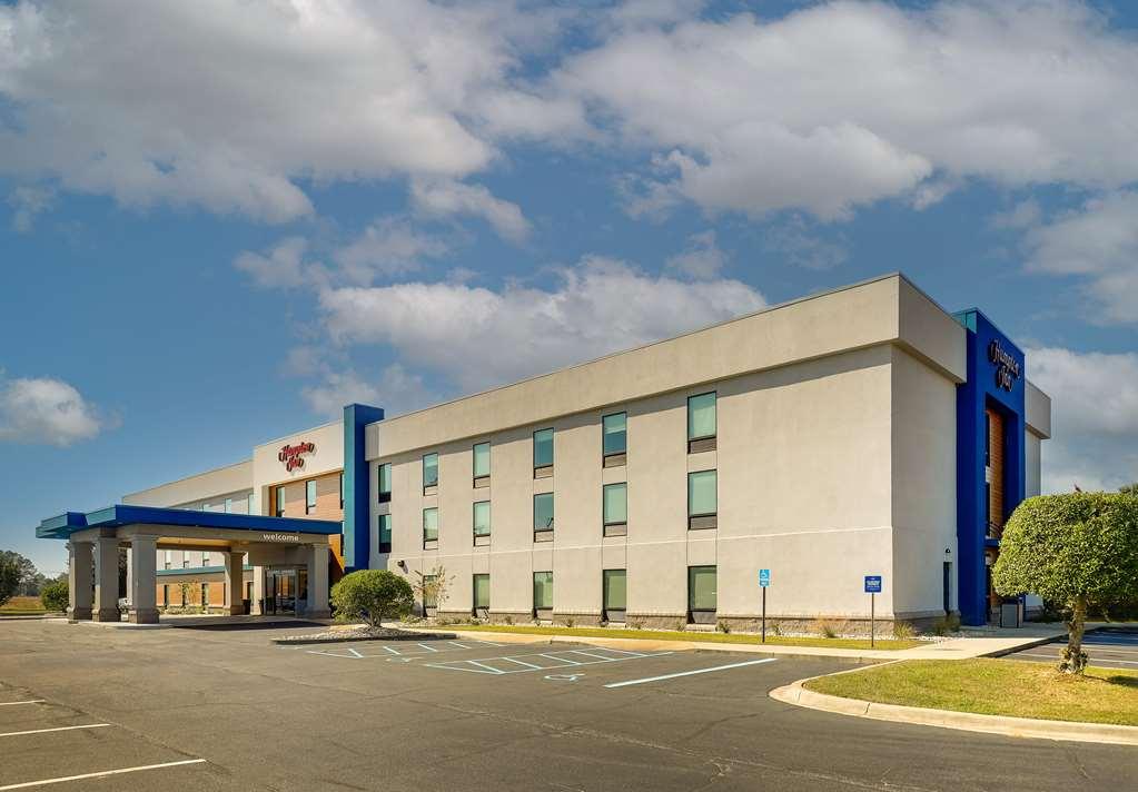Hampton Inn מולטרי מראה חיצוני תמונה