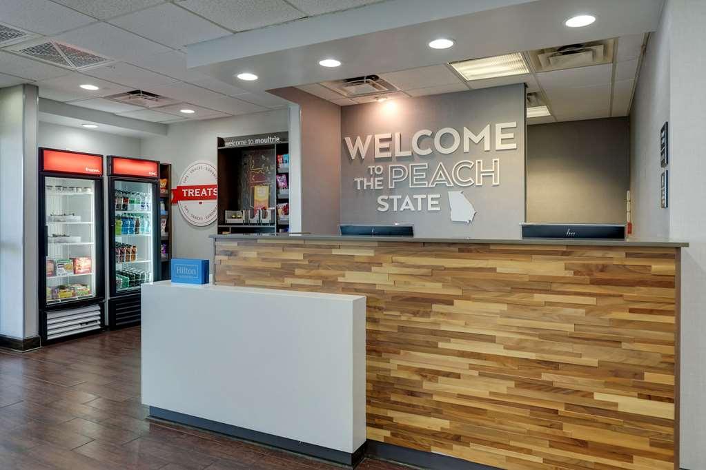 Hampton Inn מולטרי מראה פנימי תמונה
