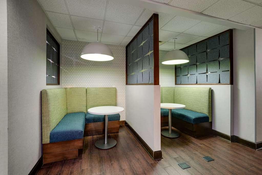 Hampton Inn מולטרי מראה פנימי תמונה