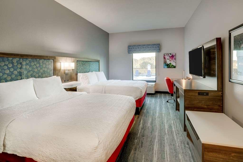 Hampton Inn מולטרי חדר תמונה