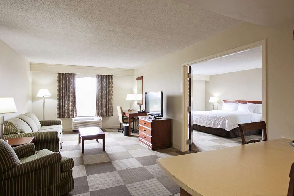 Hampton Inn מולטרי חדר תמונה