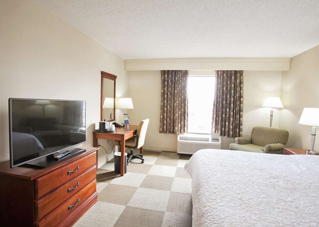 Hampton Inn מולטרי חדר תמונה